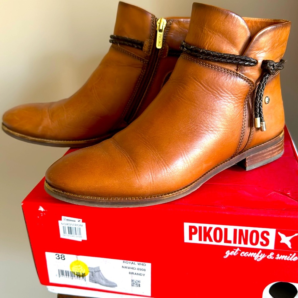 Pikolinos Royal Leather ankle boots in Brandy